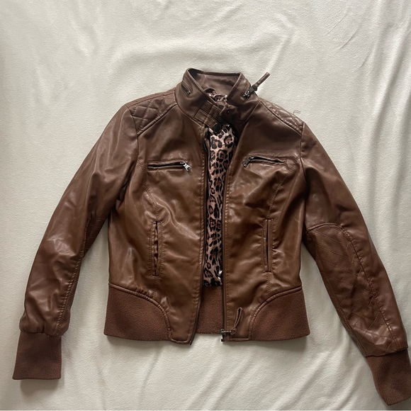 Womens Brown leather jacket - Picture 2 of 4